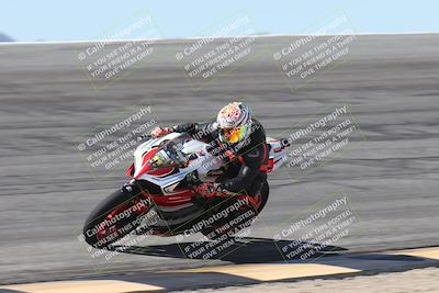 media/Oct-13-2025-Moto Forza (Mon) [[a66d839500]]/4-C Group/Session 2 (Bowl)/